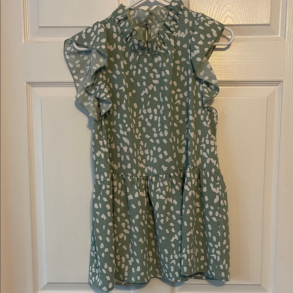 Entro Green and White Ruffle Blouse